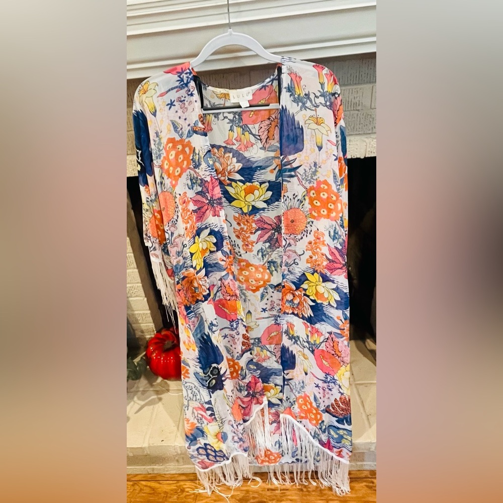 Floral Kimono with Fringe - Picture 5 of 5